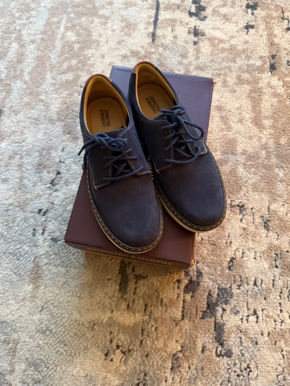 Boys size 2 Johnston & Murphy Navy Suede Derby Lace-Up Shoes